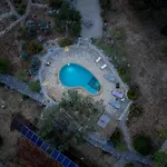 Spacious House With Private Pool In Stari Grad