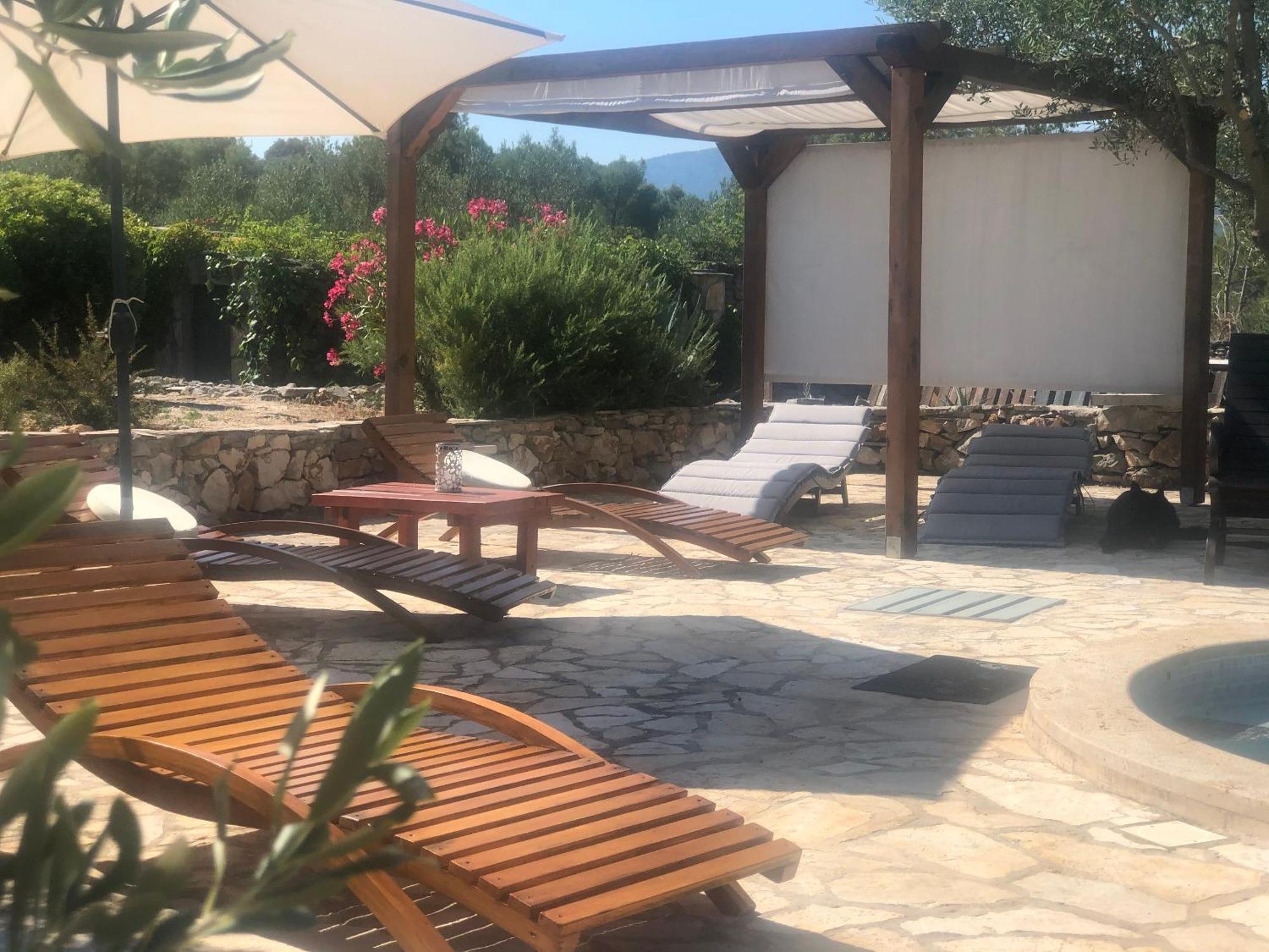 Spacious House With Private Pool In Ferienhaus