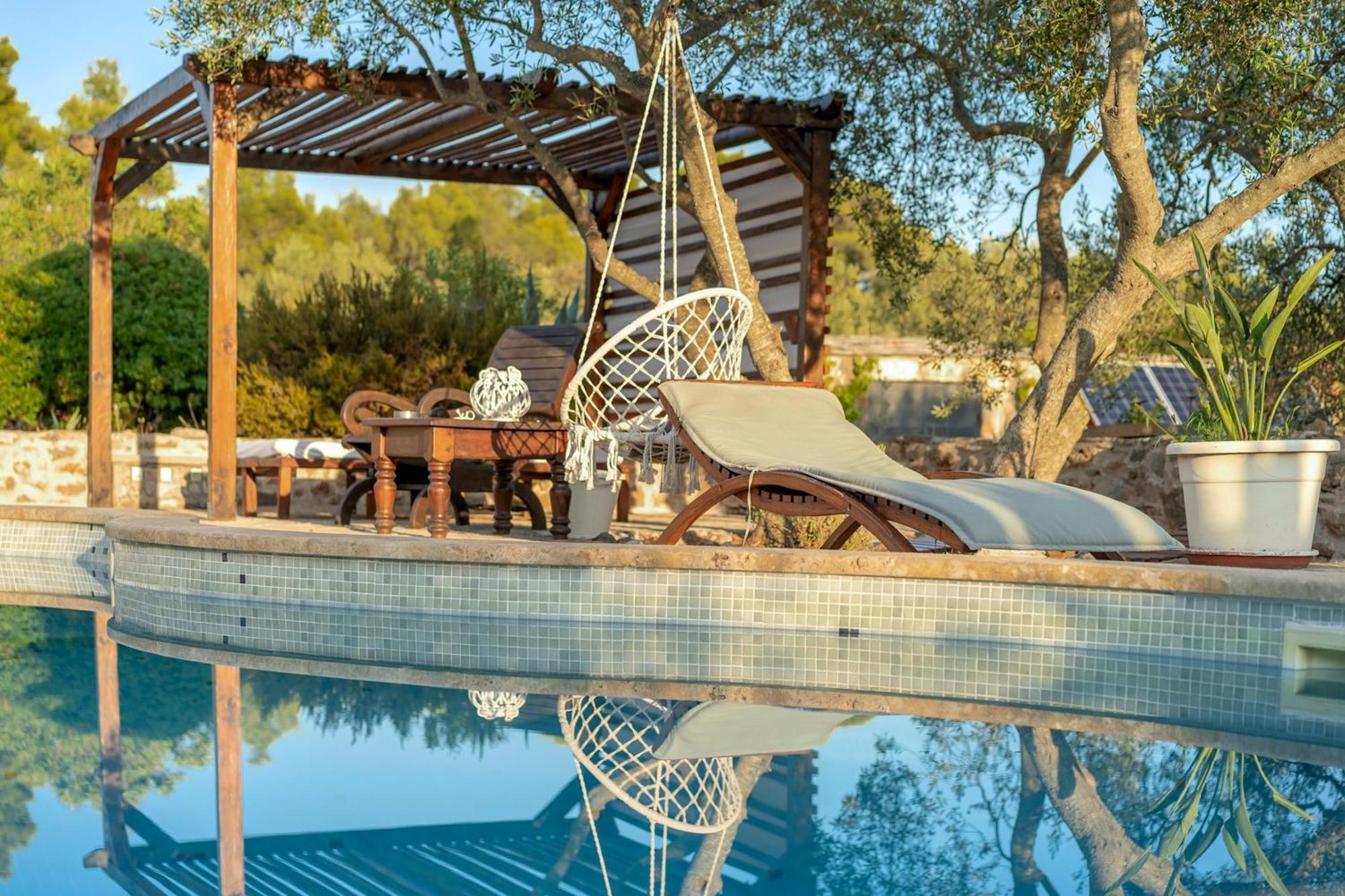 Spacious House With Private Pool In * Stari Grad (Hvar)